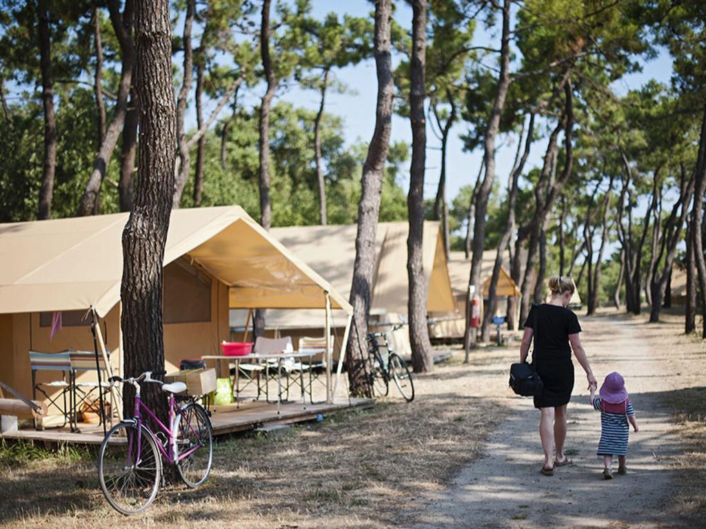 Huttopia Noirmoutier Exterior photo